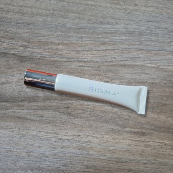 Sigma - Lip Mask w/ Hyaluronic Acid, Vitamin E & Jojoba Oil - Picture 4 of 4